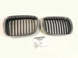 8159312 8159311 Решетка радиатора BMW 5 E39 Арт e11752853, вид 1