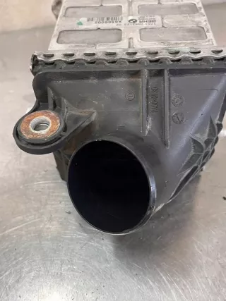 7843123 7555944 Интеркулер BMW 5 F10/F11/GT F07 Арт e11739635, вид 4