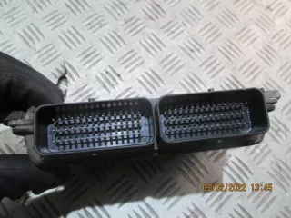 S110130318 8200061273 Блок управления двигателем Renault Megane 1 Арт e11731699, вид 3