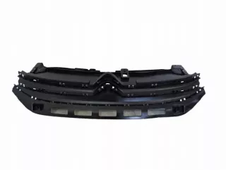 9812063477 Решетка радиатора Citroen C3 3 Арт e11729627, вид 1