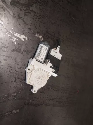 1K0959704B Моторчик стеклоподъемника Volkswagen Touran 1 Арт e11725888, вид 3