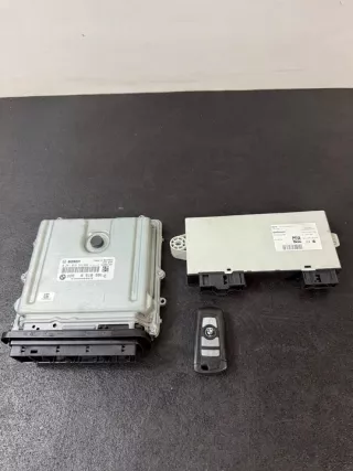 N47D20D 0281018563 8518391 Блок управления двигателем BMW 5 F10/F11/GT F07 Арт e11698016, вид 1