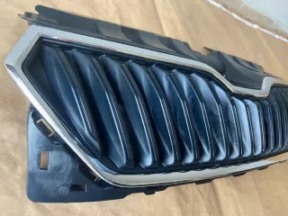 6V0853653C Решетка радиатора Skoda Fabia 3 Арт e11686445, вид 3