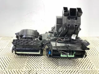 F1843V LORK-1248-120627 Отопитель в сборе (печка) Audi A3 8V Арт e11678886, вид 1