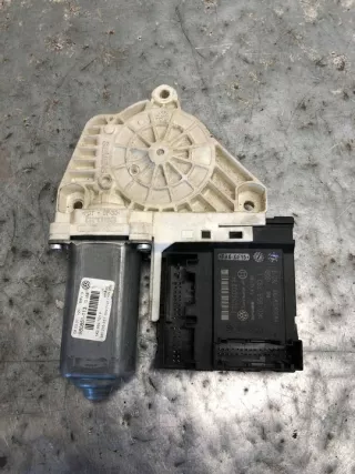 1K0959701P Моторчик стеклоподъемника Volkswagen Passat B6 Арт e11675891, вид 1