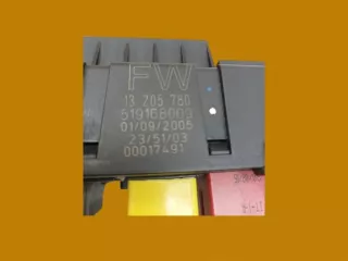 13205780 2002-2008 Блок предохранителей Opel Vectra C  Арт e11671141, вид 4