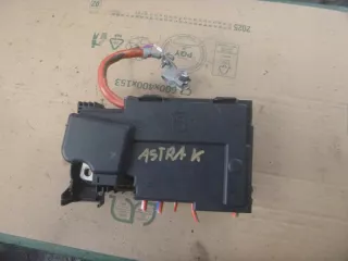 39023241 Блок предохранителей Opel Astra K Арт e11670719, вид 1