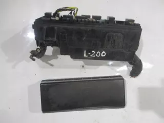  Блок предохранителей Mitsubishi L200 4 Арт e11670446, вид 1