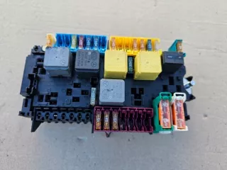 2469067100 A2469067100 Блок предохранителей Mercedes A W176 Арт e11669983, вид 1