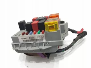 51763771 LORK-551-5263 Блок предохранителей Fiat Doblo 1 Арт e11668623, вид 2