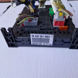966405918001 Блок предохранителей Citroen C4 1 Арт e11668343, вид 2