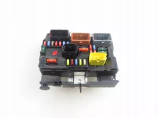 9667199580 Блок предохранителей Citroen C3 2 Арт e11668225, вид 1