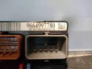 9664997780 Блок предохранителей Citroen Berlingo 2  Арт e11668160, вид 2