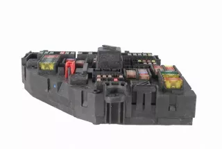 9210858 Блок предохранителей BMW 5 F10/F11/GT F07 Арт e11667856, вид 6