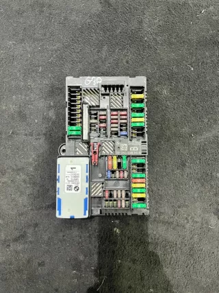 6837092 Блок предохранителей BMW 5 G30/G31 Арт e11667845, вид 1