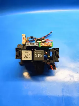 8k1937503a Блок предохранителей Audi A4 B8 Арт e11667510, вид 2