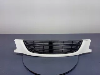 53111-05030 Решетка радиатора Toyota Avensis 1 Арт e11662987, вид 1