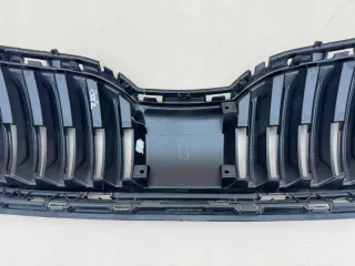 5E0853653C Решетка радиатора Skoda Octavia A7 Арт e11662880, вид 12