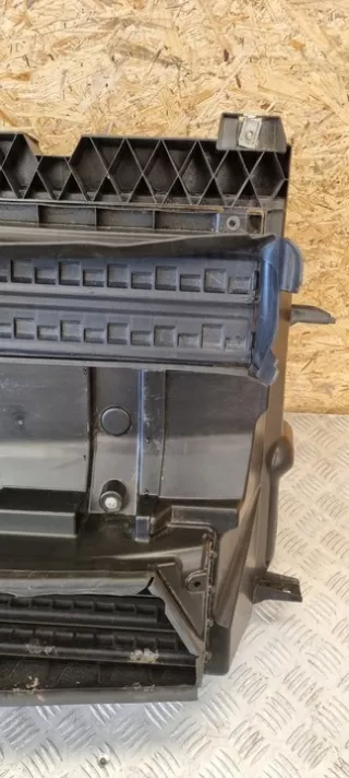 15677210 677210 Передняя панель крепления облицовки (телевизор) BMW 2 F45/F46 Арт e11662533, вид 2