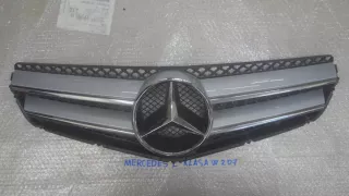 A2078880283 Решетка радиатора Mercedes E C207 Арт e11662041, вид 2