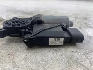 0130821698 Моторчик стеклоподъемника Mercedes A W168 Арт e11621726, вид 3