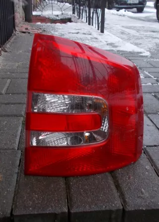 1Z9945096 Фонарь задний правый Skoda Octavia A5 Арт e11615772, вид 1