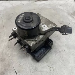 9496946 Блок ABS Volvo S80 2 Арт e11610474, вид 2