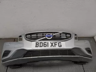 31253218,39811154,39811155,39811157,39811158,39818100 Бампер передний серебристый Volvo S60 2 Арт 20147403