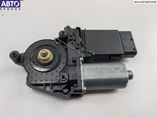 105415301 Моторчик стеклоподъемника передний правый Volkswagen Passat B5 Арт 55071408, вид 1