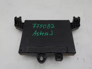 13302301 Блок предохранителей (багажник) Opel Astra J Арт 779082, вид 6