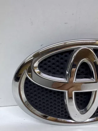 7530142051 Эмблема решетки радиатора Toyota Rav 4 5 Арт VZ238171, вид 3