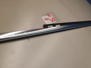 8R0853763F2ZZ Молдинг стекла задней левой двери Audi Q5 1 Арт ZAP284860, вид 3