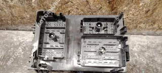 13449204 Блок предохранителей Opel Astra J Арт 00118453, вид 4