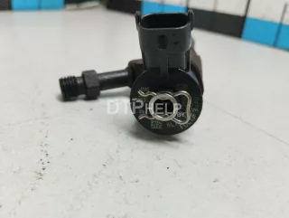 WLAA13H50 Форсунка дизельная электрическая Mazda BT-50 1 Арт AM90383682, вид 3