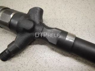2367030400 Форсунка дизельная электрическая Toyota Land Cruiser 200 Арт AM100480339, вид 2