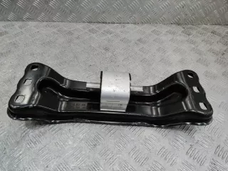 A2052401802 Кронштейн Кпп Mercedes C W205 2.2л Арт 104924, вид 1