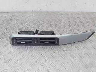 9347436 Дефлектор обдува салона BMW 2 F22/F23 Арт 104688, вид 1