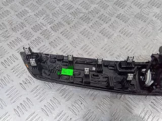 9347436 Дефлектор обдува салона BMW 2 F22/F23 Арт 104688, вид 7