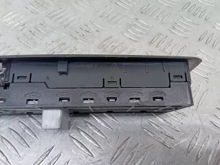 Блок управления стеклоподъемниками Renault Laguna 3 2008г. 809610006R - Фото 3