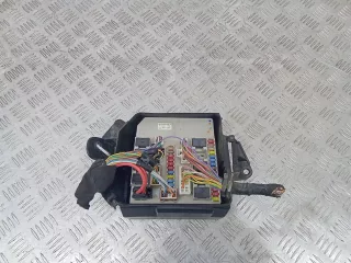 356231E Блок предохранителей Renault Clio 3 Арт 103556