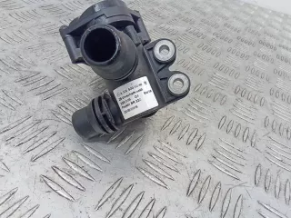 A0005003040 Фланец (тройник) системы охлаждения Mercedes C W205 Арт 102731, вид 4