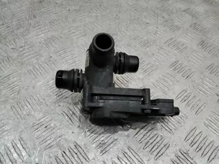 A0005003040 Фланец (тройник) системы охлаждения Mercedes S W222 Арт 100546, вид 2