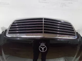  Решетка радиатора Mercedes E W211 Арт 93326