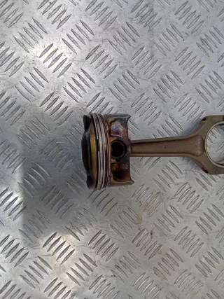  Поршень BMW 3 E90/E91/E92/E93 Арт 91074