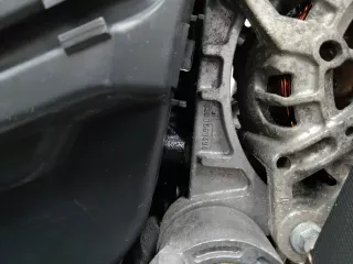 8200669494 Кронштейн генератора Renault Duster 1 Арт 87253, вид 2