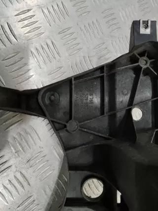 Кронштейн BMW 3 E90/E91/E92/E93 2007г. 6768644 - Фото 3
