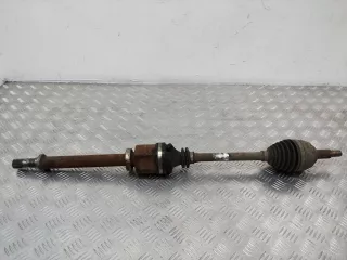 8200441340 полуось правая Renault Clio 3 Арт 83385