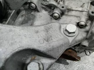 1K0199117 Кронштейн Кпп Seat Leon 2 Арт 81852, вид 3