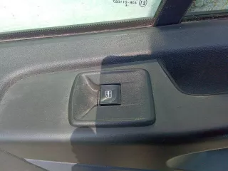  Кнопка стеклоподъемника переднего правого Opel Vivaro B Арт 2_67311, вид 1