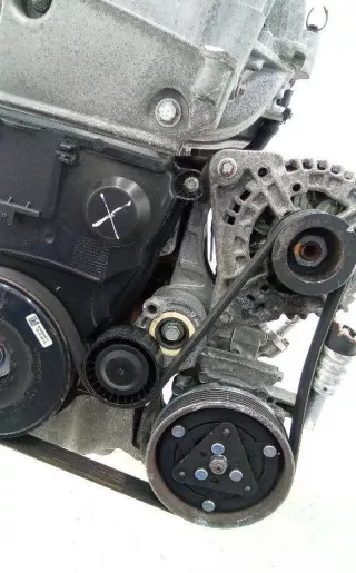 8200669494 Кронштейн генератора Renault Clio 3 Арт 2_66482